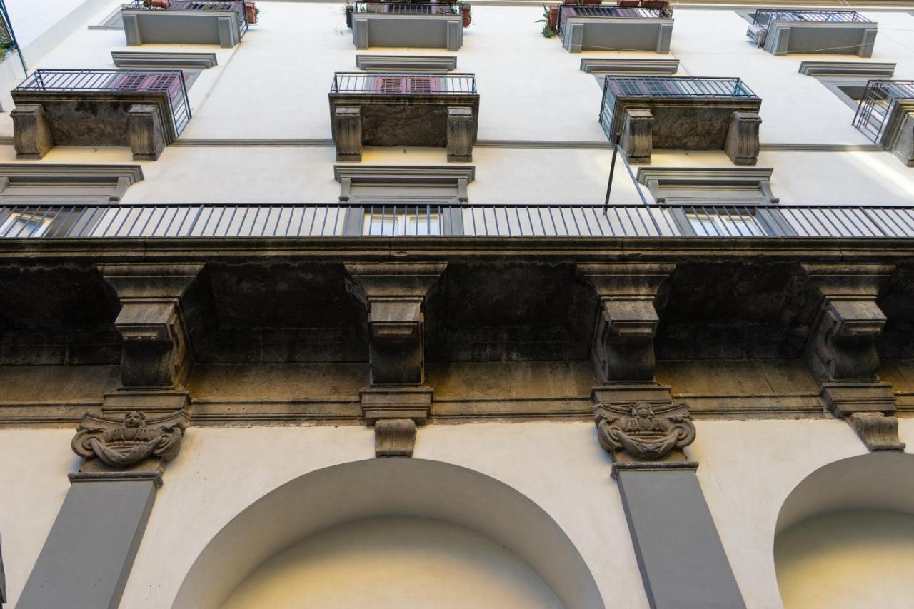 Palazzo Il Convento Hotel Nápoles Exterior foto